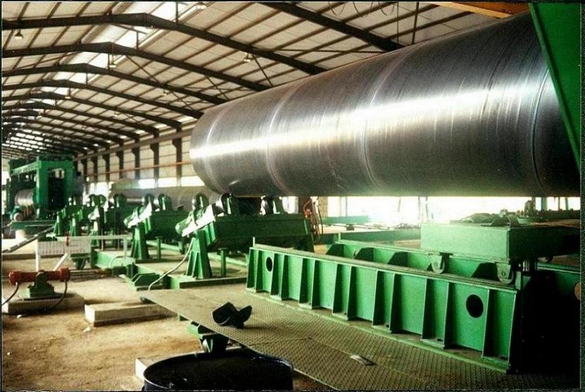 SSAW SPIRALLY SUBMERGED-ARC WELDING PIPES ; SPIRAL WELDED STEEL PIPES